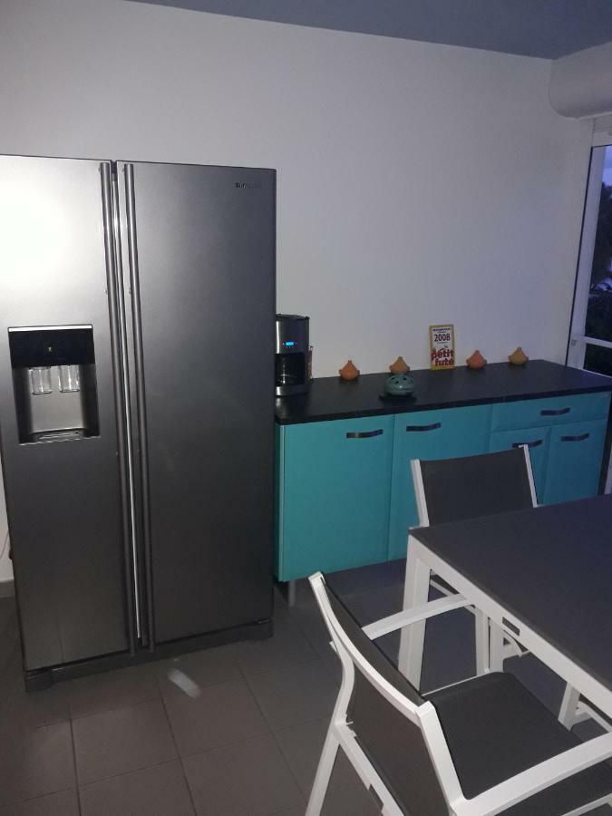Studio En Bord De Mer - Residence La Vieille Tour لو جوسيير المظهر الخارجي الصورة
